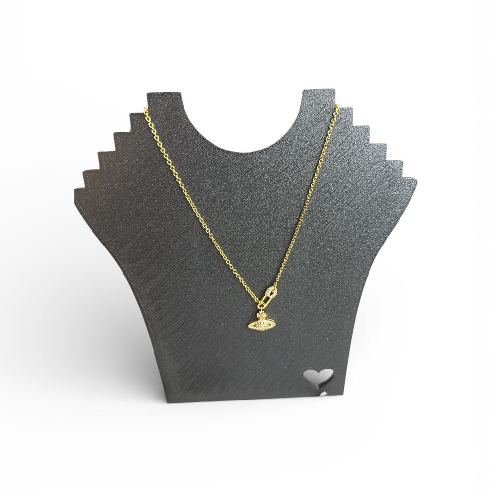 Vivienne Westwood Elegant Gold Pendant Necklace